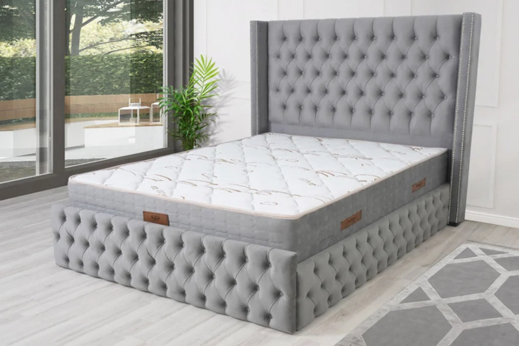 Cadre De Lit CLOUTE GRIS - Velours capitonné